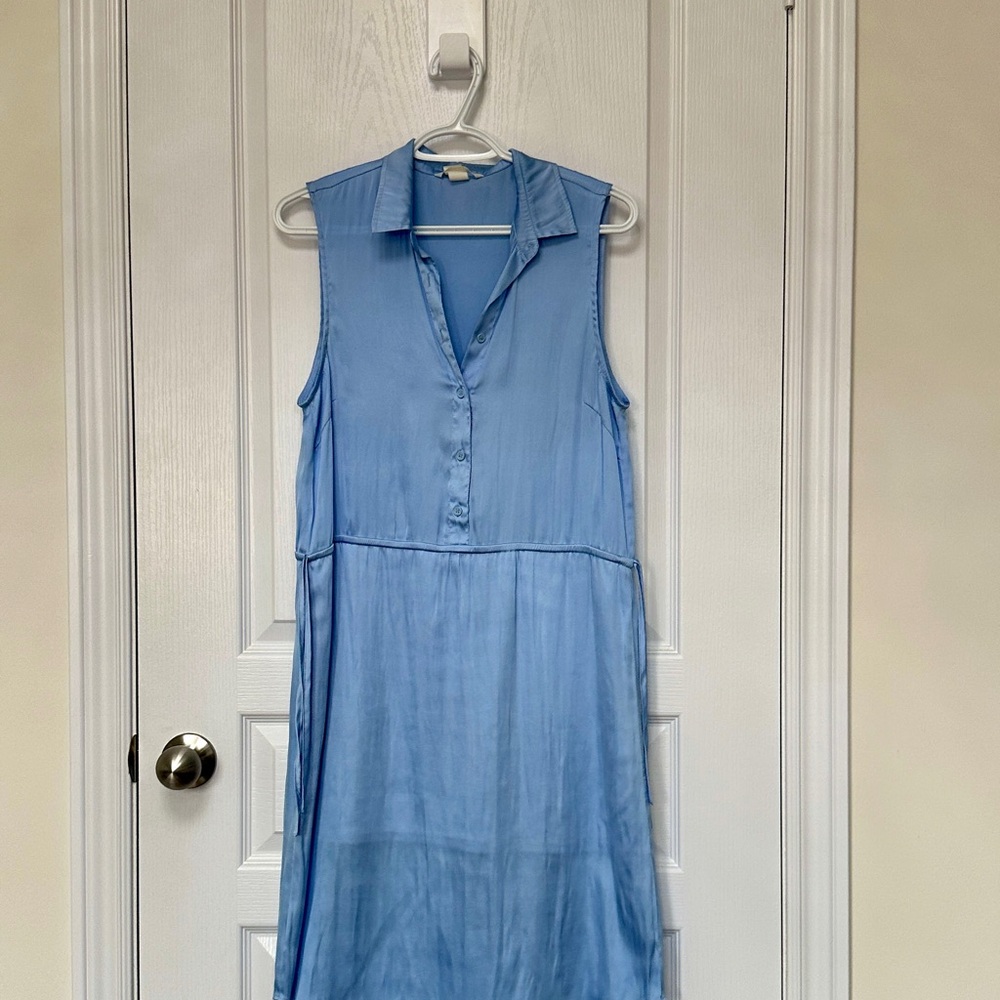 H&M - Size 6 - Silky Light Blue Sleeveless Dress